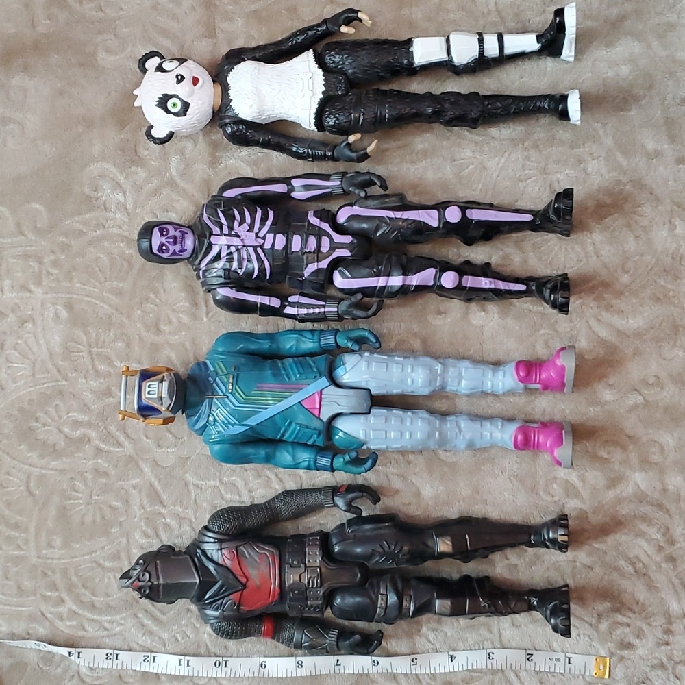 Fortnite Squad Mode 4 Action Figure Set